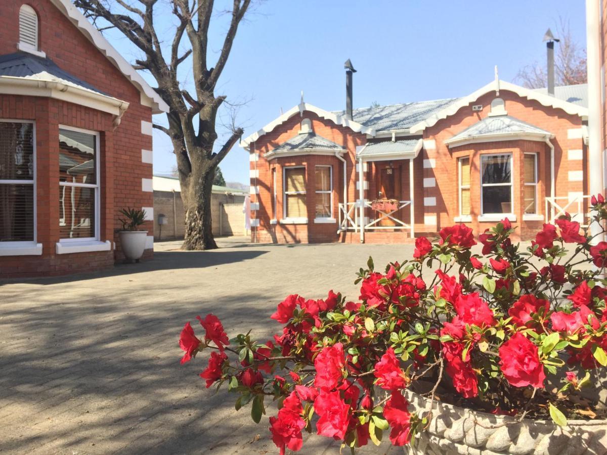 Tom'S Place Guest House Harrismith Buitenkant foto